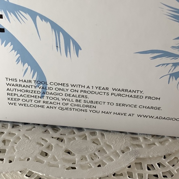 Adagio Professional Blowout Brush - Ocean Blue NIB Style your hair while… - Picture 9 of 10